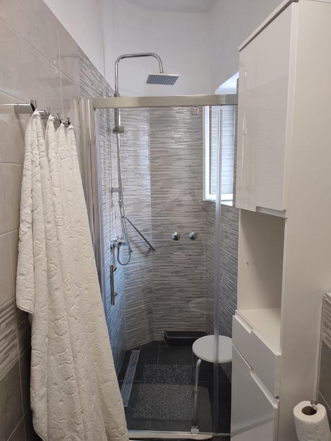 Apartman Iskra 2 Сплит Екстериор снимка